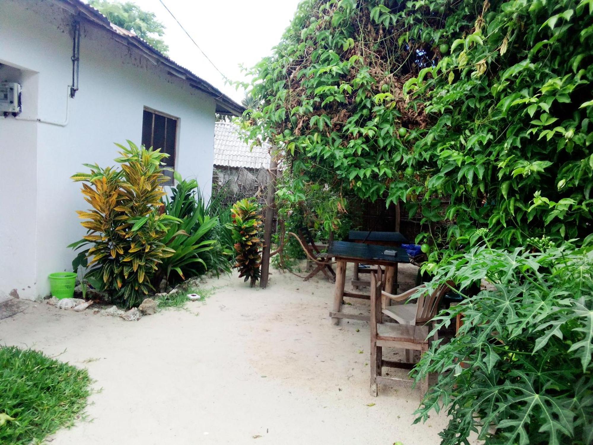 Moringe Home Stay - Village House جامبياني الغرفة الصورة